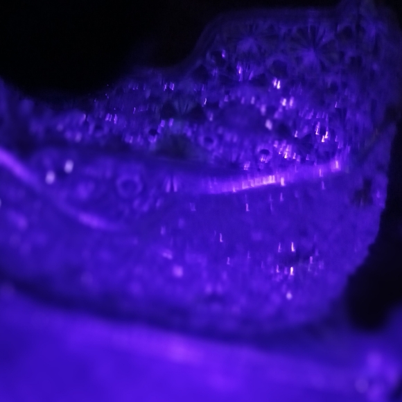 Vintage Sleigh Centerpiece - Picture 3 of 3